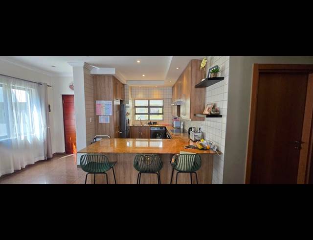 2 BEDROOM APARTMENT FOR SALE IN BEDFORD GARDENS